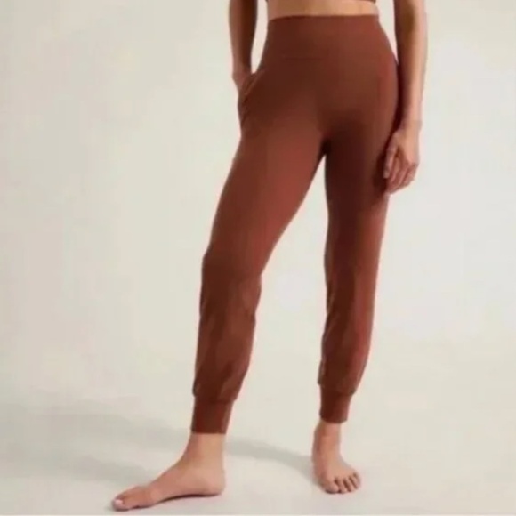 Athleta Salutation High Rise Powervita Jogger Rust Brown Size XXS - Picture 1 of 8